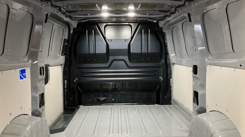 Volkswagen Transporter T28 Lwb Diesel 2.0 TDI 110 Commerce Plus Van